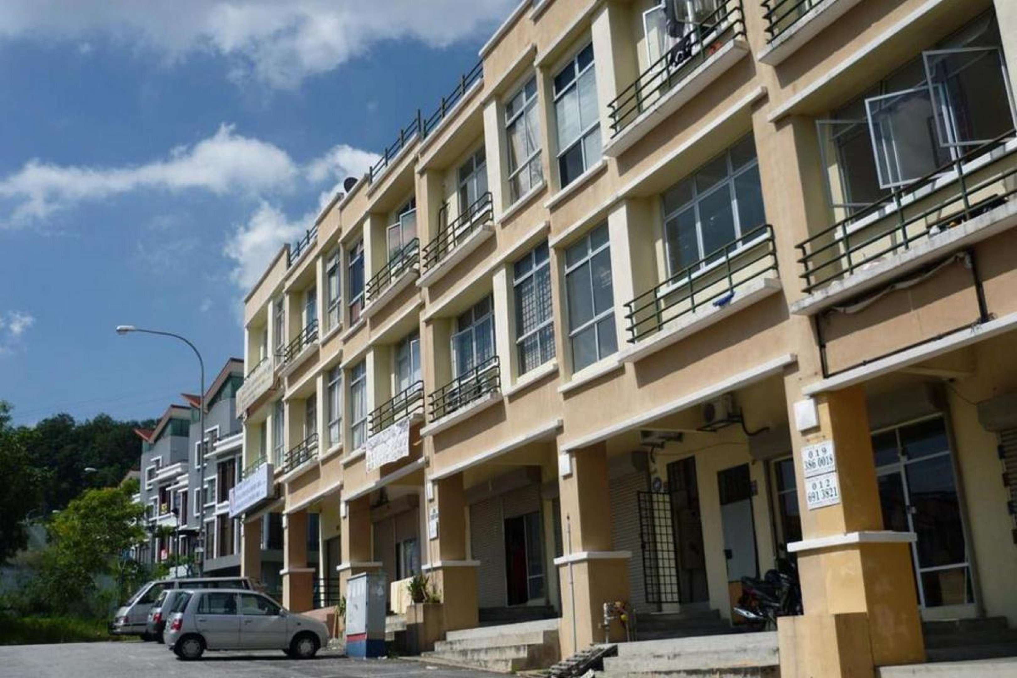 Property complete  Gadang Holdings Berhad